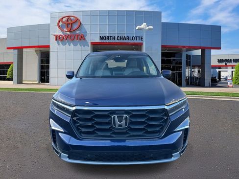 Used 2025 Honda Pilot EX-L image 4