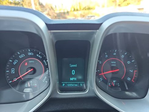 Used 2015 Chevrolet Camaro LT image 14