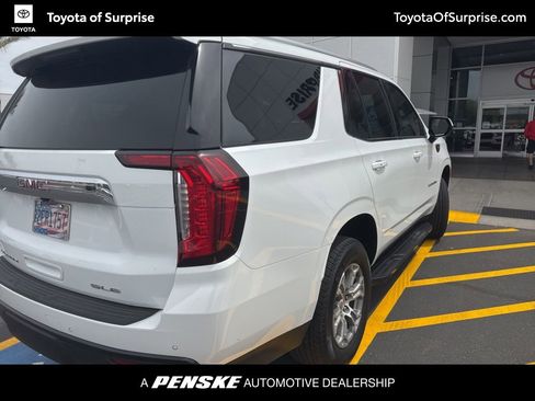 Used 2024 GMC Yukon SLE w/ Gmc Pro Safety Plus Package image 1