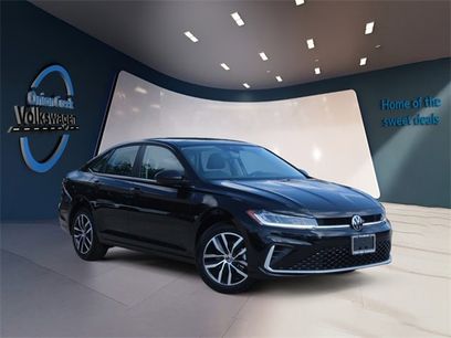New 2025 Volkswagen Jetta SE
