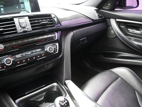 Used 2017 BMW M3 RWD image 4