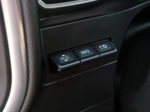 Used 2020 Chevrolet Silverado 1500 High Country w/ Technology Package AWD/4WD image 29