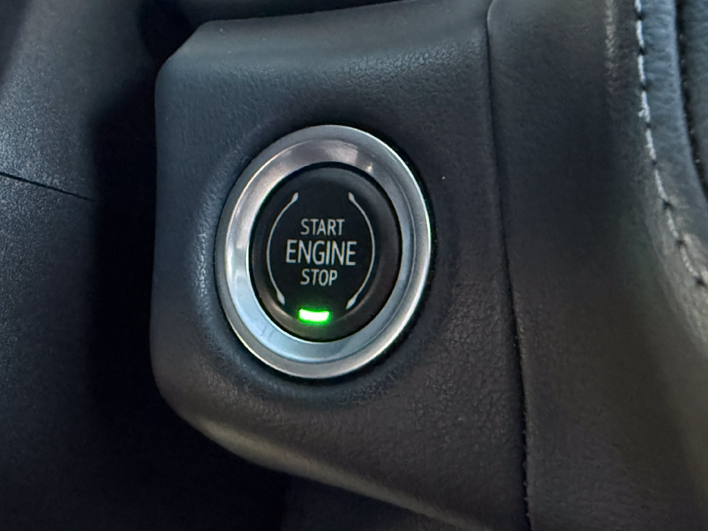 Used 2021 Chevrolet Tahoe Z71 AWD/4WD image 31