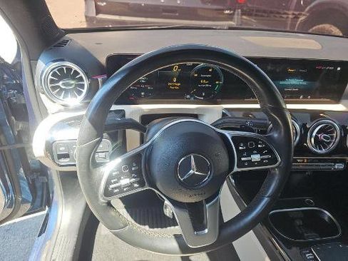 Used 2021 Mercedes-Benz A 220 image 5