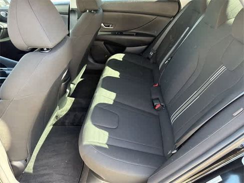 Certified 2025 Hyundai Elantra Blue image 16