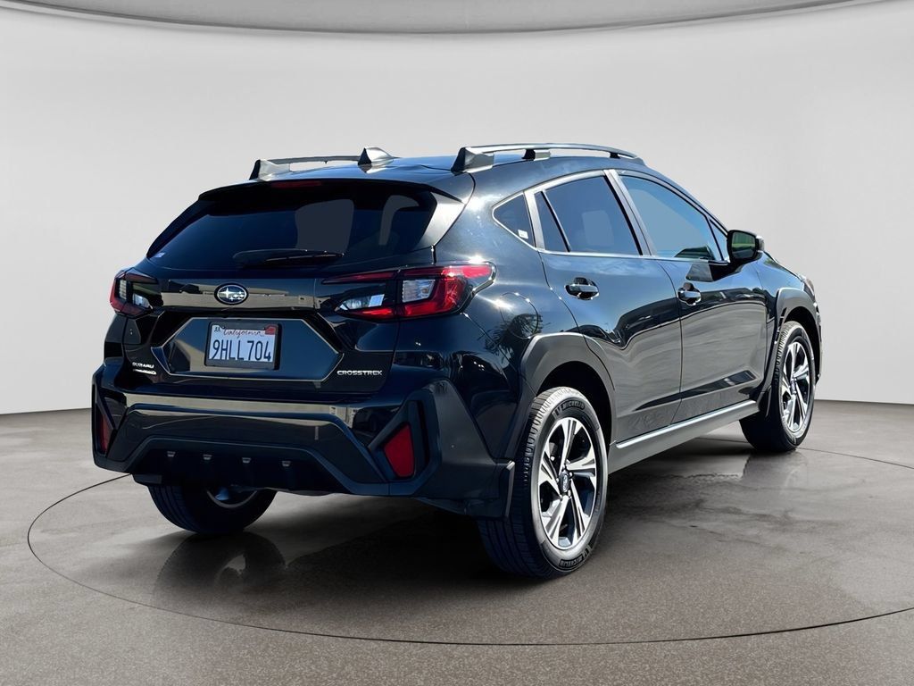 Used 2024 Subaru Crosstrek 2.0i Premium AWD/4WD image 5