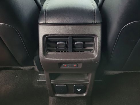 Used 2017 Ford Edge Titanium w/ Equipment Group 302A image 15