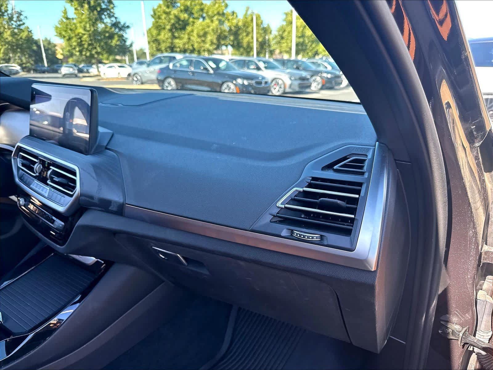 Used 2024 BMW X3 xDrive30i w/ Premium Package AWD/4WD image 27