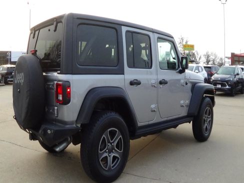 Certified 2019 Jeep Wrangler Unlimited Sport S AWD/4WD image 6