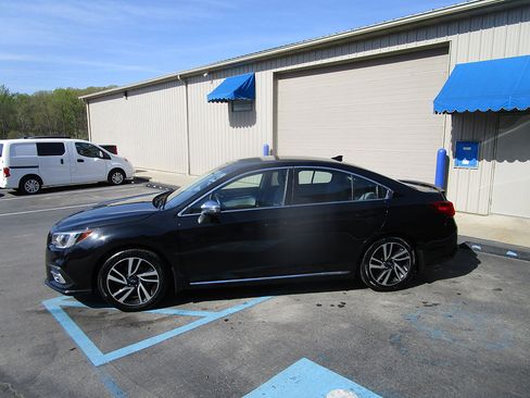 Used 2019 Subaru Legacy 2.5i Sport image 3