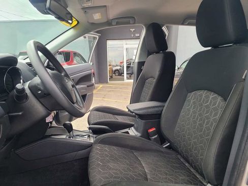 Used 2024 Mitsubishi Outlander Sport ES image 15