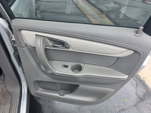 Used 2017 Chevrolet Traverse LS image 29