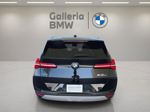 Used 2025 BMW X3 xDrive30i w/ Premium Package AWD/4WD image 8