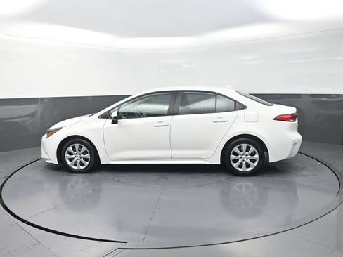 Certified 2024 Toyota Corolla LE FWD image 4