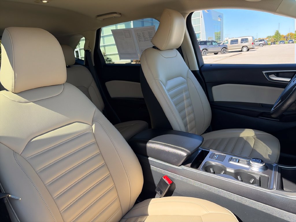 Used 2024 Ford Edge SEL w/ Convenience Package AWD/4WD image 12