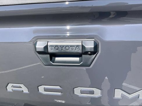 New 2026 Toyota Tacoma TRD Off-Road image 15