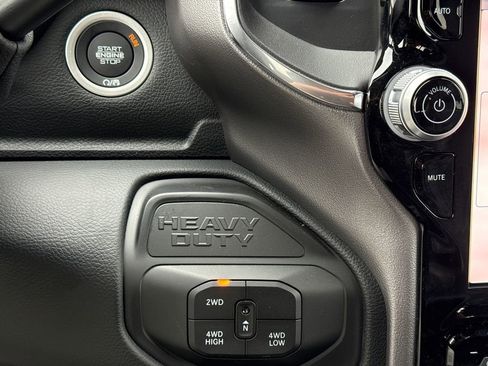 New 2026 RAM 2500 Laramie w/ Night Edition AWD/4WD image 28
