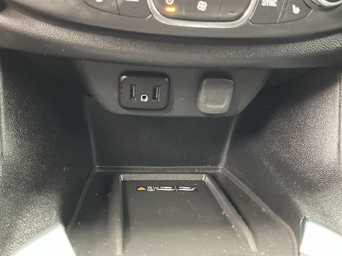 Certified 2023 Chevrolet Traverse LT w/ LPO, Floor Liner Package AWD/4WD image 25