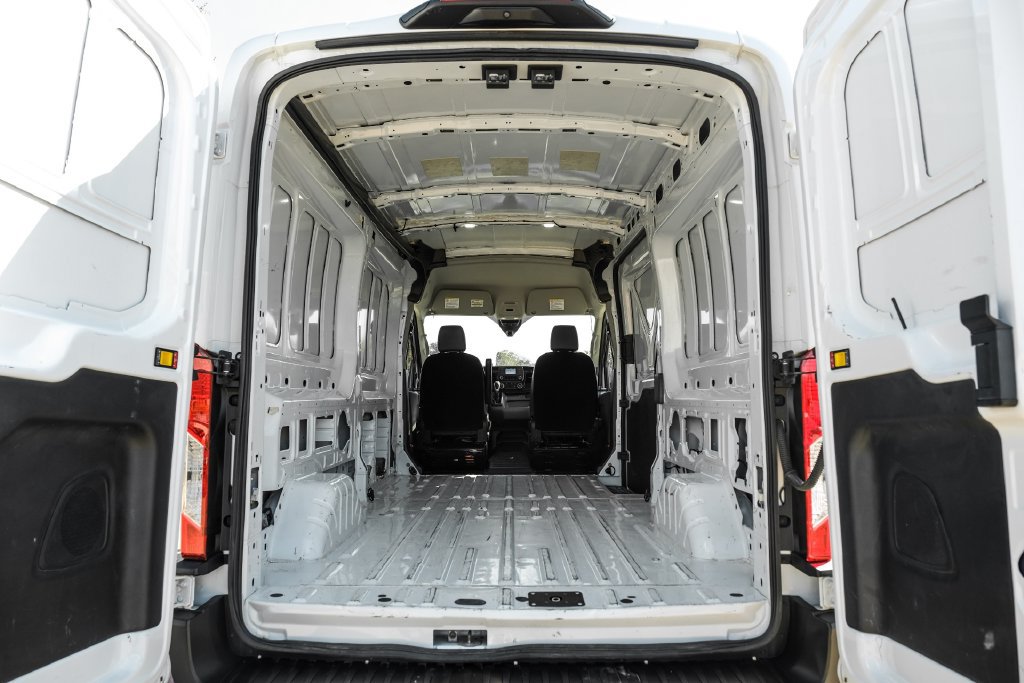 Used 2023 Ford Transit 250 Medium Roof RWD image 45