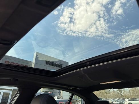 Used 2022 BMW 530i xDrive w/ Convenience Package image 22