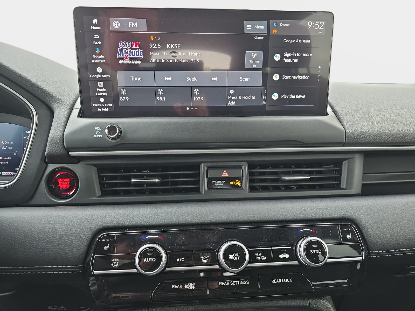 New 2026 Honda Pilot Touring image 21