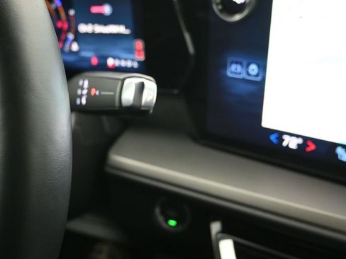 Certified 2025 Chevrolet Traverse LT image 19