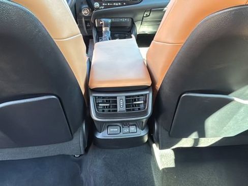 Used 2023 Lexus ES 350 w/ Premium Package image 21