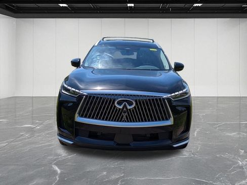 Certified 2026 INFINITI QX60 Luxe w/ Family Package AWD/4WD image 8
