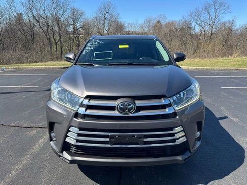 Used 2018 Toyota Highlander Limited image 8