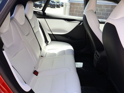 Used 2020 Tesla Model S Performance AWD/4WD image 27