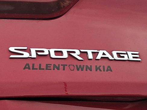 Certified 2022 Kia Sportage LX image 28