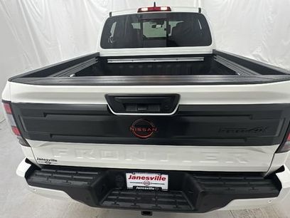 New 2026 Nissan Frontier PRO-4X w/ Pro-4x Convenience Package