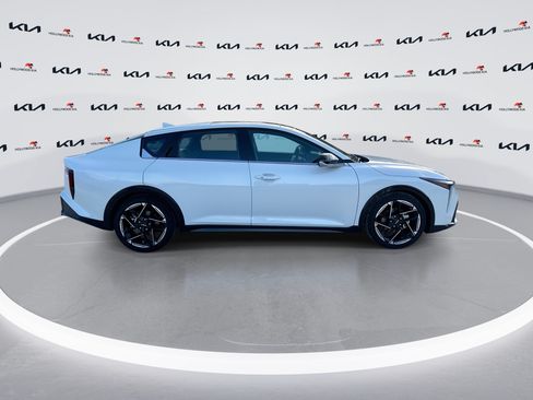 New 2026 Kia K4 EX FWD image 9