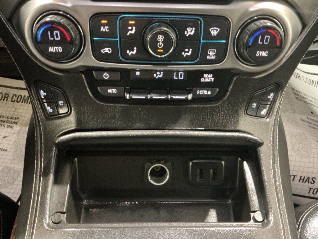 Used 2016 Chevrolet Suburban LTZ AWD/4WD image 15