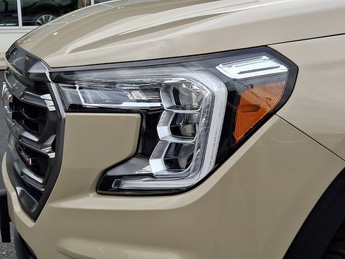 Certified 2022 GMC Terrain AT4 w/ LPO, Floor Liner Package AWD/4WD image 9