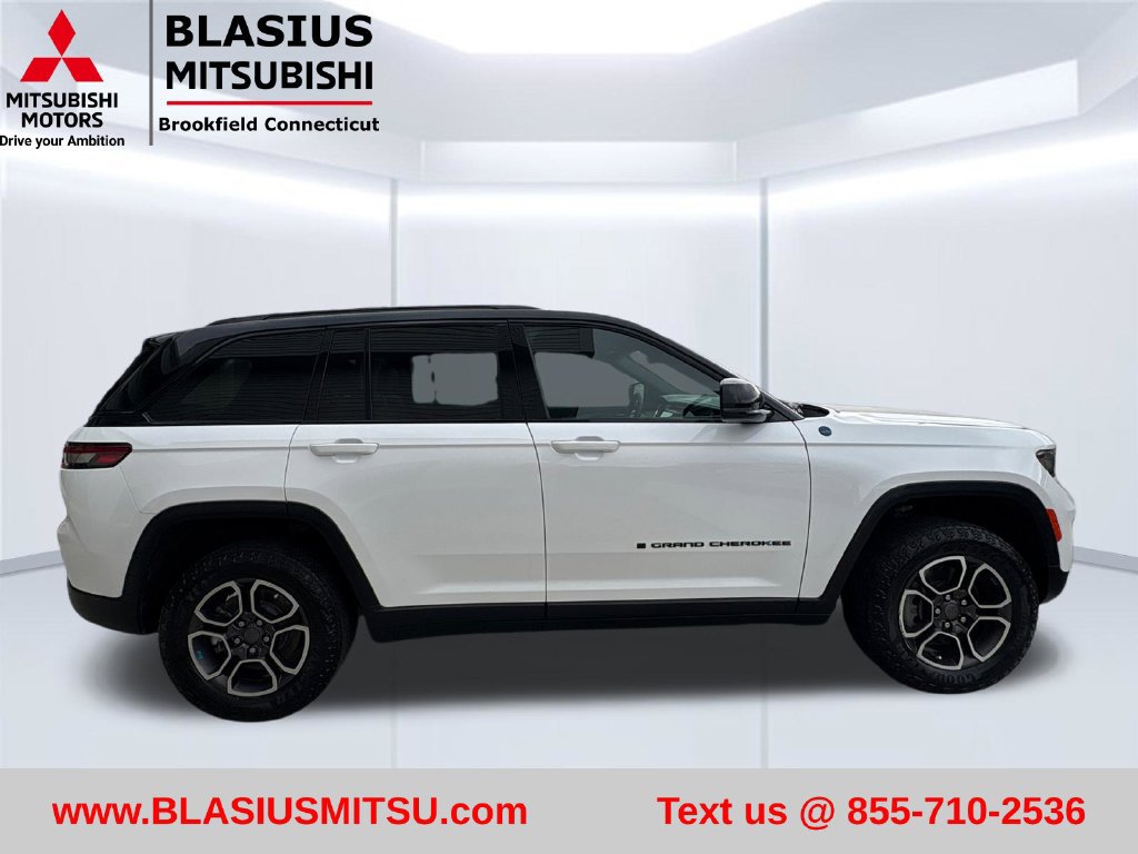 Used 2023 Jeep Grand Cherokee Trailhawk AWD/4WD image 7