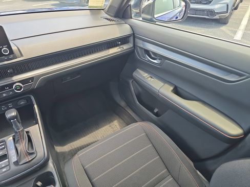 Certified 2025 Honda CR-V Sport image 12