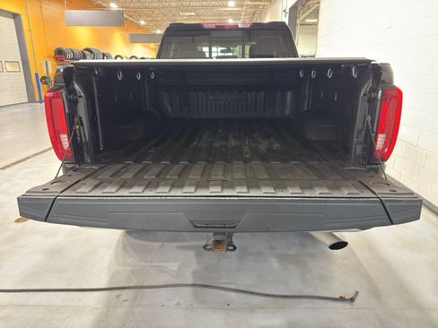 Used 2023 GMC Sierra 2500 SLT w/ SLT Premium Package image 24