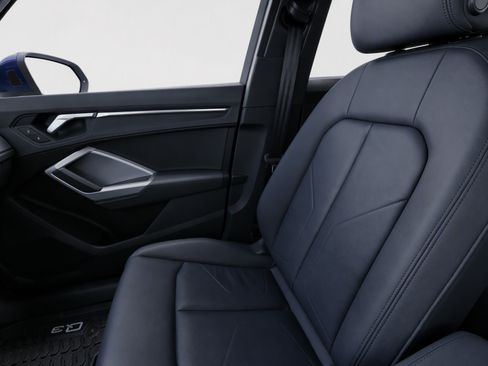 Certified 2025 Audi Q3 2.0T Premium AWD/4WD image 19