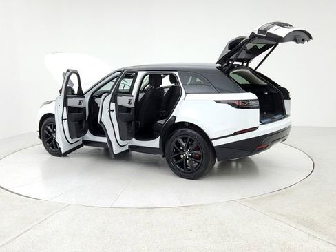 Used 2025 Land Rover Range Rover Velar Dynamic SE image 12