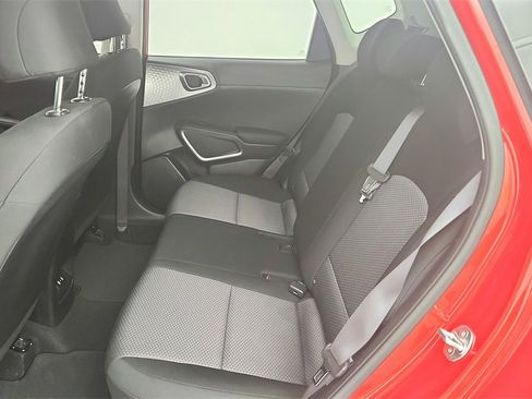 Used 2023 Kia Soul S image 25