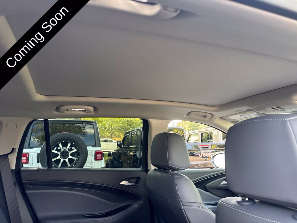 Used 2020 Buick Envision Essence w/ Experience Buick Package FWD image 19