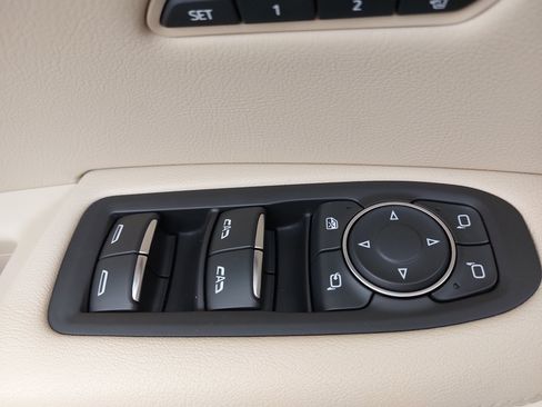 Used 2019 Cadillac XT5 Luxury AWD/4WD image 30