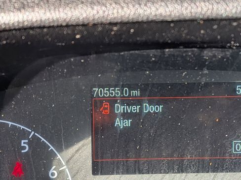 Used 2022 Ford Transit 350 XLT image 25