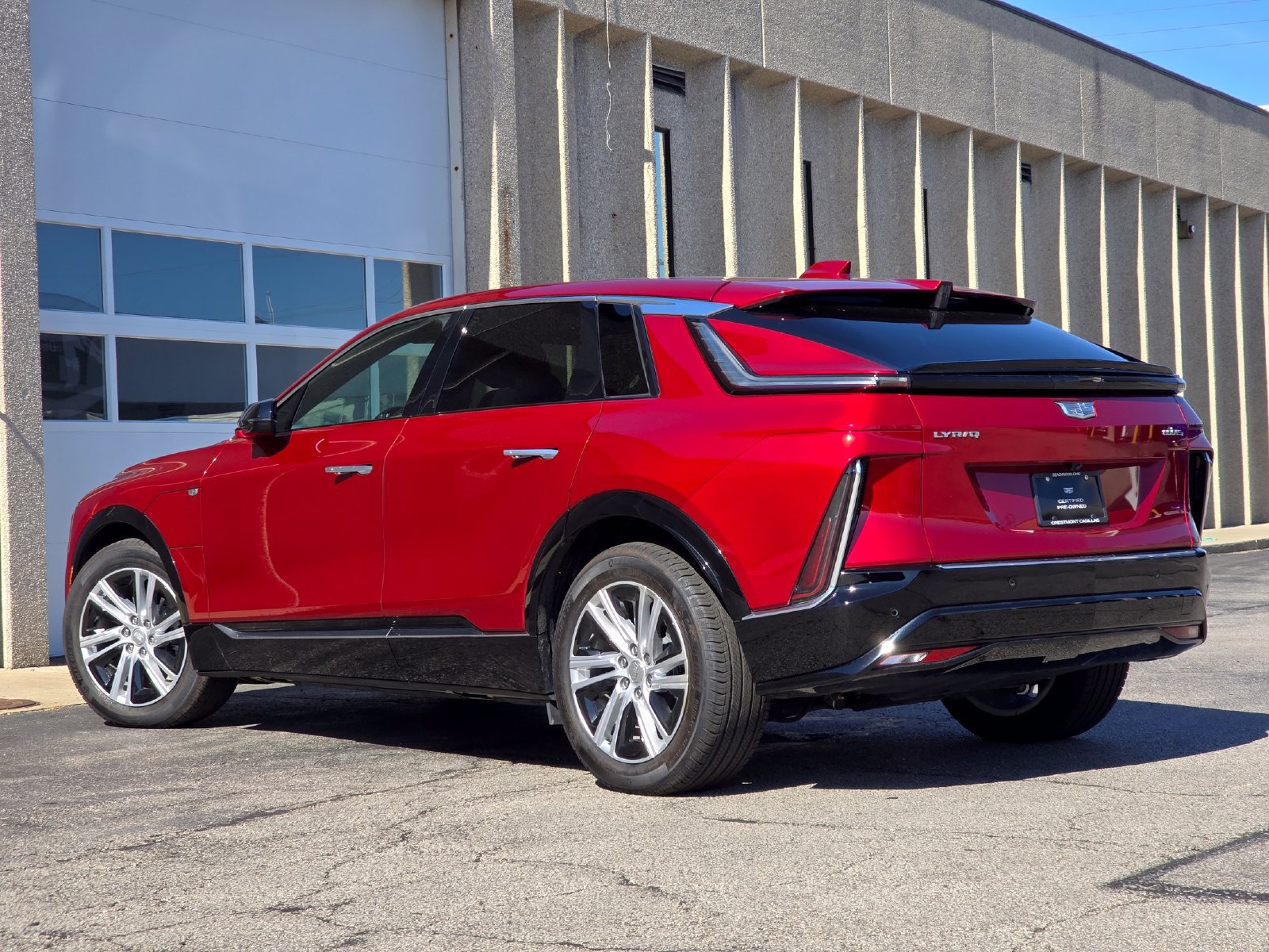 Used 2024 Cadillac Lyriq Tech AWD/4WD image 7