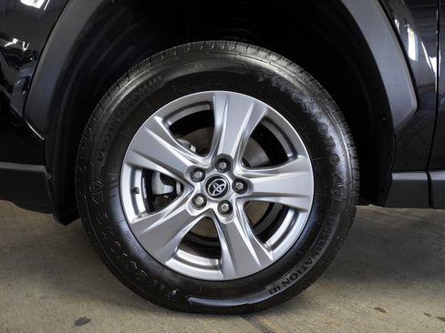 Certified 2024 Toyota RAV4 XLE image 22