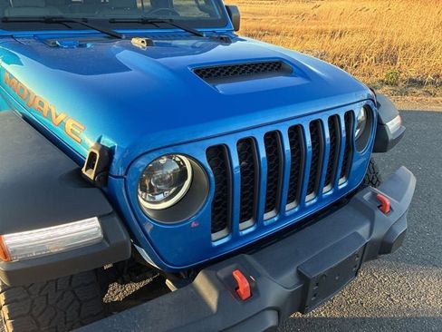 Certified 2023 Jeep Gladiator Mojave w/ Dual Top Group image 5