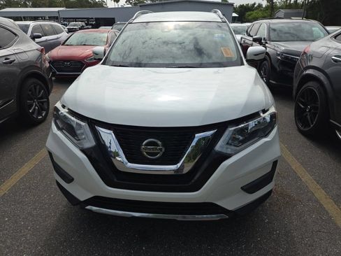 Used 2019 Nissan Rogue SV w/ Premium Package FWD image 7