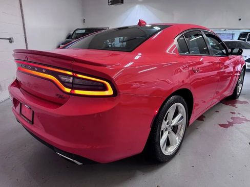 Used 2016 Dodge Charger R/T image 3