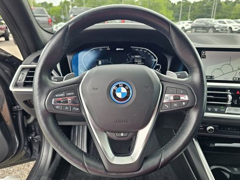 Used 2022 BMW 330e xDrive w/ Premium Package AWD/4WD image 41